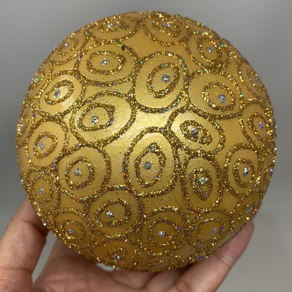 Large round gold glitter Christmas tree ornament decoration vintage decor - Picture 11 of 17